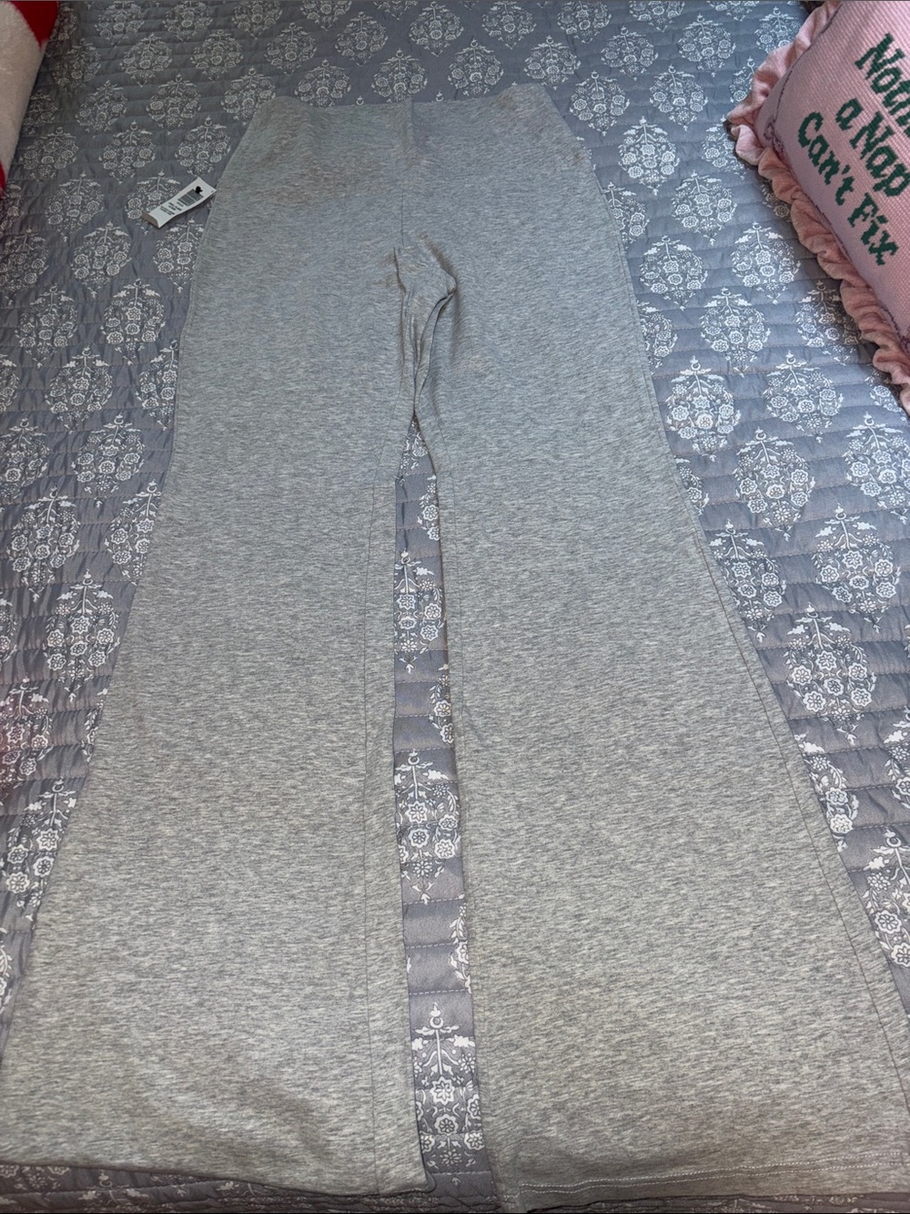 Aritzia NWT Gray Knit Wide-Leg Lounge Pants - Picture 1 of 4